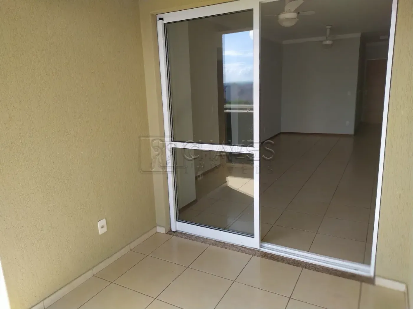 Apartamento de 2 quartos para alugar Alugar Apartamento / Padrão em Ribeirão Preto R$ 2.300,00 - Foto 4