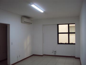 Comercial / Sala em Ribeirão Preto Alugar por R$1.300,00 Comercial / Sala em Ribeirão Preto Alugar por R$1.300,00