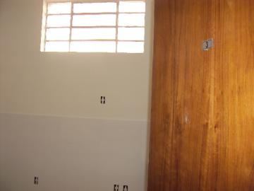 Comercial / Sala em Ribeirão Preto Alugar por R$600,00 Comercial / Sala em Ribeirão Preto Alugar por R$600,00