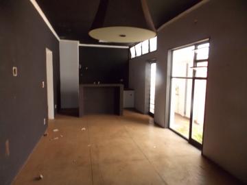 Casa / Padrão em Ribeirão Preto Alugar por R$3.000,00 Casa / Padrão em Ribeirão Preto Alugar por R$3.000,00