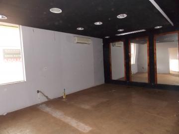 Casa / Padrão em Ribeirão Preto Alugar por R$3.000,00 Casa / Padrão em Ribeirão Preto Alugar por R$3.000,00