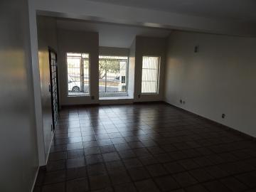 Casa / Padrão em Ribeirão Preto Alugar por R$3.300,00 Casa / Padrão em Ribeirão Preto Alugar por R$3.300,00