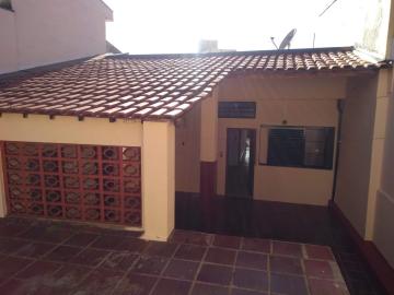 Casa / Padrão em Ribeirão Preto Alugar por R$1.900,00 Casa / Padrão em Ribeirão Preto Alugar por R$1.900,00