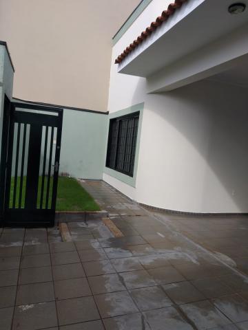 Casa / Padrão em Ribeirão Preto Alugar por R$3.000,00 Casa / Padrão em Ribeirão Preto Alugar por R$3.000,00