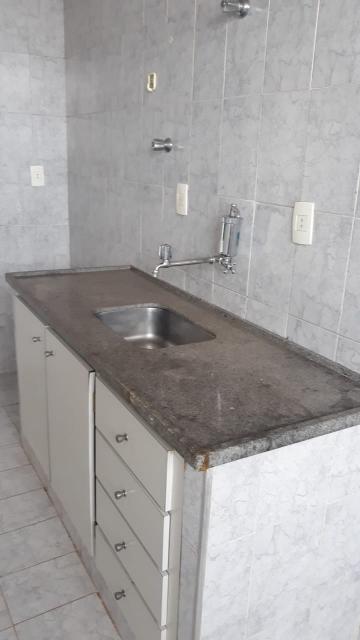 Apartamento / Padrão em Ribeirão Preto Alugar por R$750,00 Apartamento / Padrão em Ribeirão Preto Alugar por R$750,00