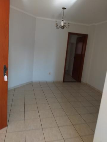 Apartamento / Padrão em Ribeirão Preto Apartamento / Padrão em Ribeirão Preto