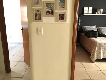 Comprar Apartamento / Padrão em Ribeirão Preto R$ 275.000,00 - Foto 8 Comprar Apartamento / Padrão em Ribeirão Preto R$ 275.000,00 - Foto 8