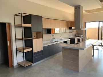 imagem 2 - Casa condomínio 3 suítes para alugar no condomínio Quinta dos Ventos, 200 m², bairro Vila do Golf, Zona Sul de Ribeirão Preto imagem 2 - Casa condomínio 3 suítes para alugar no condomínio Quinta dos Ventos, 200 m², bairro Vila do Golf, Zona Sul de Ribeirão Preto