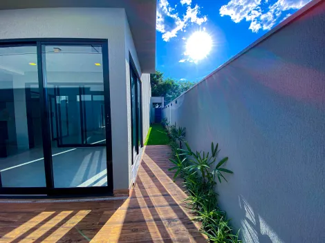 imagem 3 - Casa condomínio 3 suítes à venda no condomínio Terras de Siena, 248,50 m², Loteamento Terras de Siena, Zona Sul de Ribeirão Preto imagem 3 - Casa condomínio 3 suítes à venda no condomínio Terras de Siena, 248,50 m², Loteamento Terras de Siena, Zona Sul de Ribeirão Preto