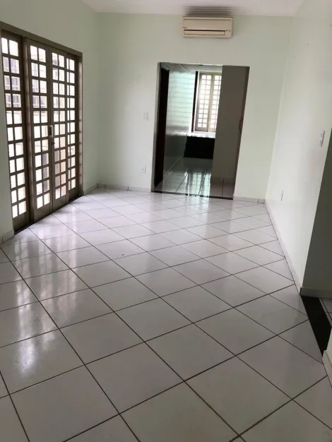 imagem 3 - Casa residencial de 4 quartos para alugar no bairro Jardim São Luiz, 264 m², Zona Sul de Ribeirão Preto imagem 3 - Casa residencial de 4 quartos para alugar no bairro Jardim São Luiz, 264 m², Zona Sul de Ribeirão Preto