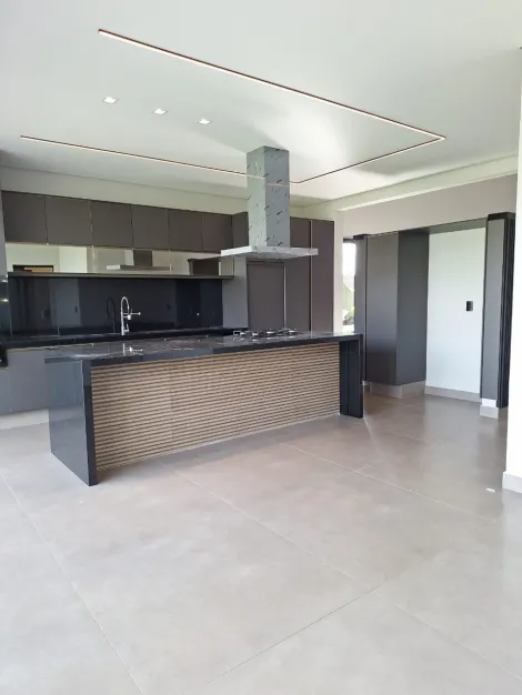 imagem 2 - Casa térrea em condomínio de 3 suítes à venda no condomínio Quinta dos Ventos, 209,20 m², Vila do Golf, Zona Sul de Ribeirão Preto imagem 2 - Casa térrea em condomínio de 3 suítes à venda no condomínio Quinta dos Ventos, 209,20 m², Vila do Golf, Zona Sul de Ribeirão Preto