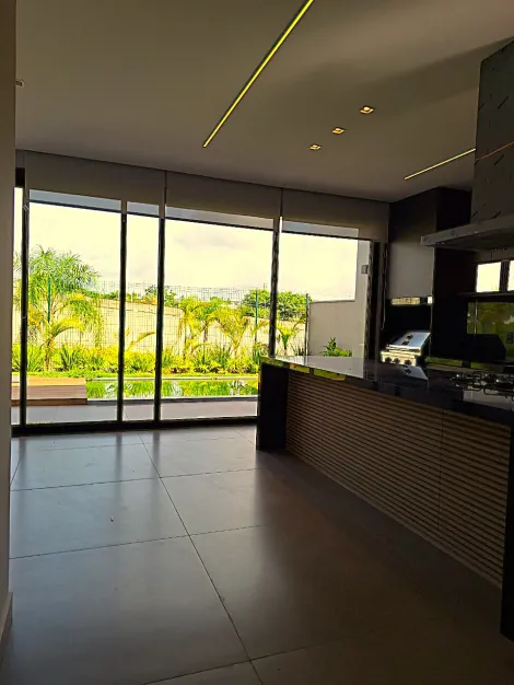 imagem 1 - Casa térrea em condomínio de 3 suítes à venda no condomínio Quinta dos Ventos, 209,20 m², Vila do Golf, Zona Sul de Ribeirão Preto imagem 1 - Casa térrea em condomínio de 3 suítes à venda no condomínio Quinta dos Ventos, 209,20 m², Vila do Golf, Zona Sul de Ribeirão Preto