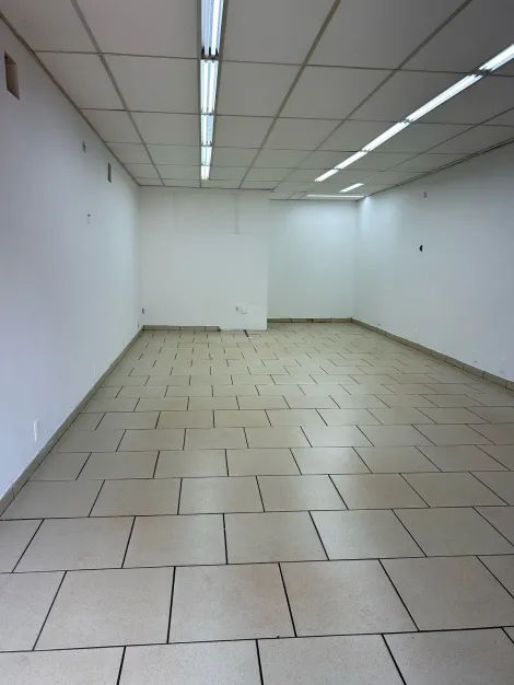 imagem 2 - Salão comercial com mezanino de 100 m² para alugar na zona Central de Ribeirão Preto imagem 2 - Salão comercial com mezanino de 100 m² para alugar na zona Central de Ribeirão Preto