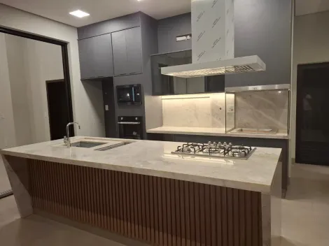 imagem 5 - Casa Térrea de Ilha, em condomínio, 4 suítes, à venda no Condomínio Terras de Siena , 200 m², Vila do Golf, zona sul de Ribeirão Preto imagem 5 - Casa Térrea de Ilha, em condomínio, 4 suítes, à venda no Condomínio Terras de Siena , 200 m², Vila do Golf, zona sul de Ribeirão Preto