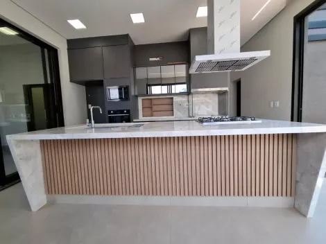 imagem 4 - Casa Térrea de Ilha, em condomínio, 4 suítes, à venda no Condomínio Terras de Siena , 200 m², Vila do Golf, zona sul de Ribeirão Preto imagem 4 - Casa Térrea de Ilha, em condomínio, 4 suítes, à venda no Condomínio Terras de Siena , 200 m², Vila do Golf, zona sul de Ribeirão Preto