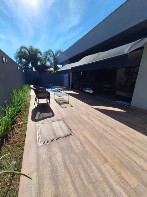 imagem 2 - Casa térrea de 3 suítes à venda no Condomínio Terras de Siena, 231 m², Vila do Golf zona sul de Ribeirão Preto imagem 2 - Casa térrea de 3 suítes à venda no Condomínio Terras de Siena, 231 m², Vila do Golf zona sul de Ribeirão Preto