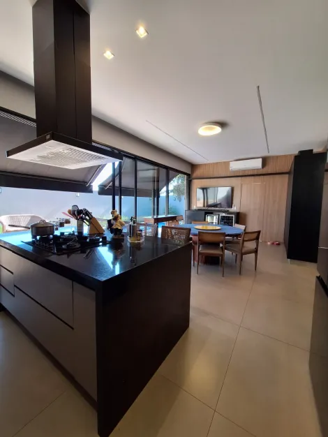 imagem 3 - Casa térrea de 3 suítes à venda no Condomínio Terras de Siena, 231 m², Vila do Golf zona sul de Ribeirão Preto imagem 3 - Casa térrea de 3 suítes à venda no Condomínio Terras de Siena, 231 m², Vila do Golf zona sul de Ribeirão Preto