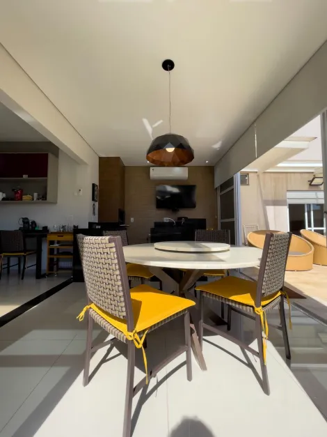 imagem 3 - Casa térrea em condomínio de 4 quartos à venda no Condomínio Terras de Siena,249m², Vila do Golf zona sul de Ribeirão Preto imagem 3 - Casa térrea em condomínio de 4 quartos à venda no Condomínio Terras de Siena,249m², Vila do Golf zona sul de Ribeirão Preto